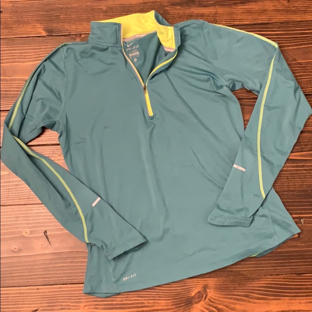 Nike 1/2 Zip